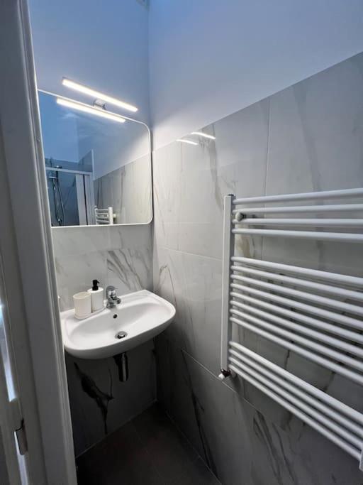 Campo De' Fiori Rooftop Apartment Рим Екстер'єр фото