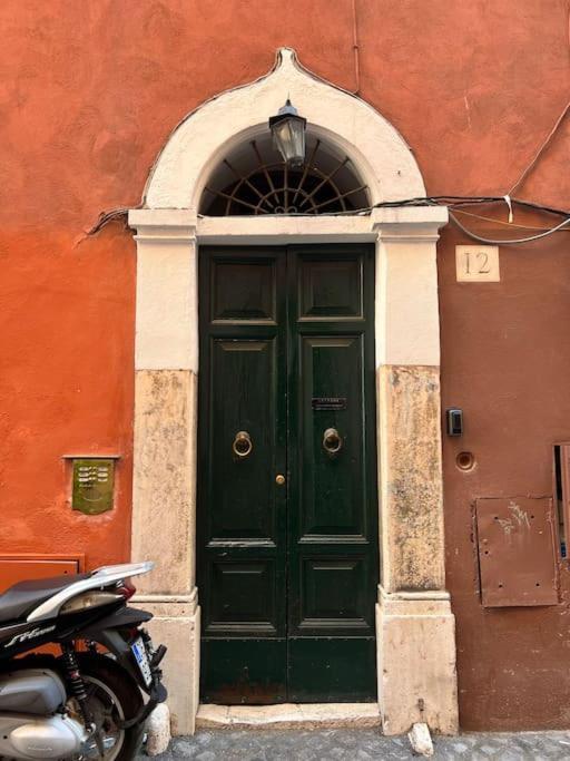 Campo De' Fiori Rooftop Apartment Рим Екстер'єр фото
